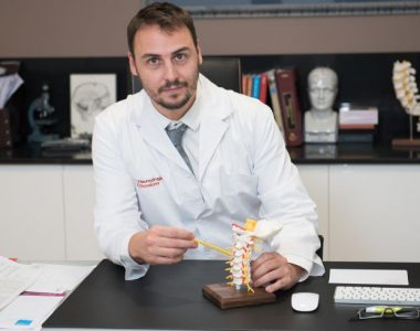 El Dr. de Quintana premiado por el mejor trabajo de Neurooncología otorgado por la SENEC